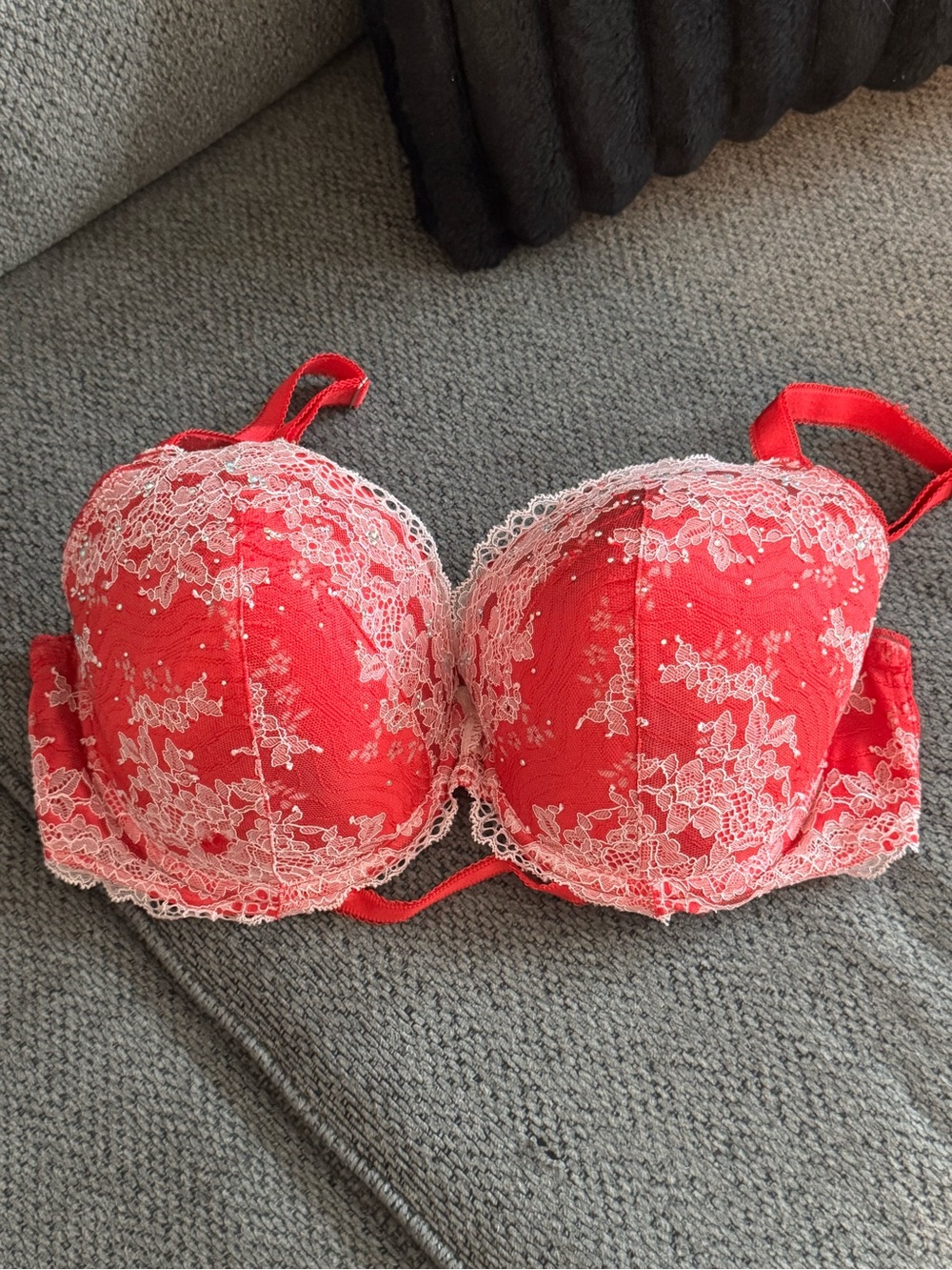 Victoria's Secret Red Lace Dream Angels Lined Demi Bra
